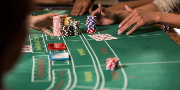 Cách chơi baccarat và chia sẻ chiến thuật bất bại từ cao thủ